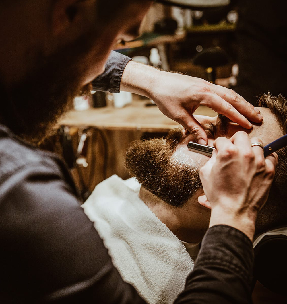 Straight razor shave